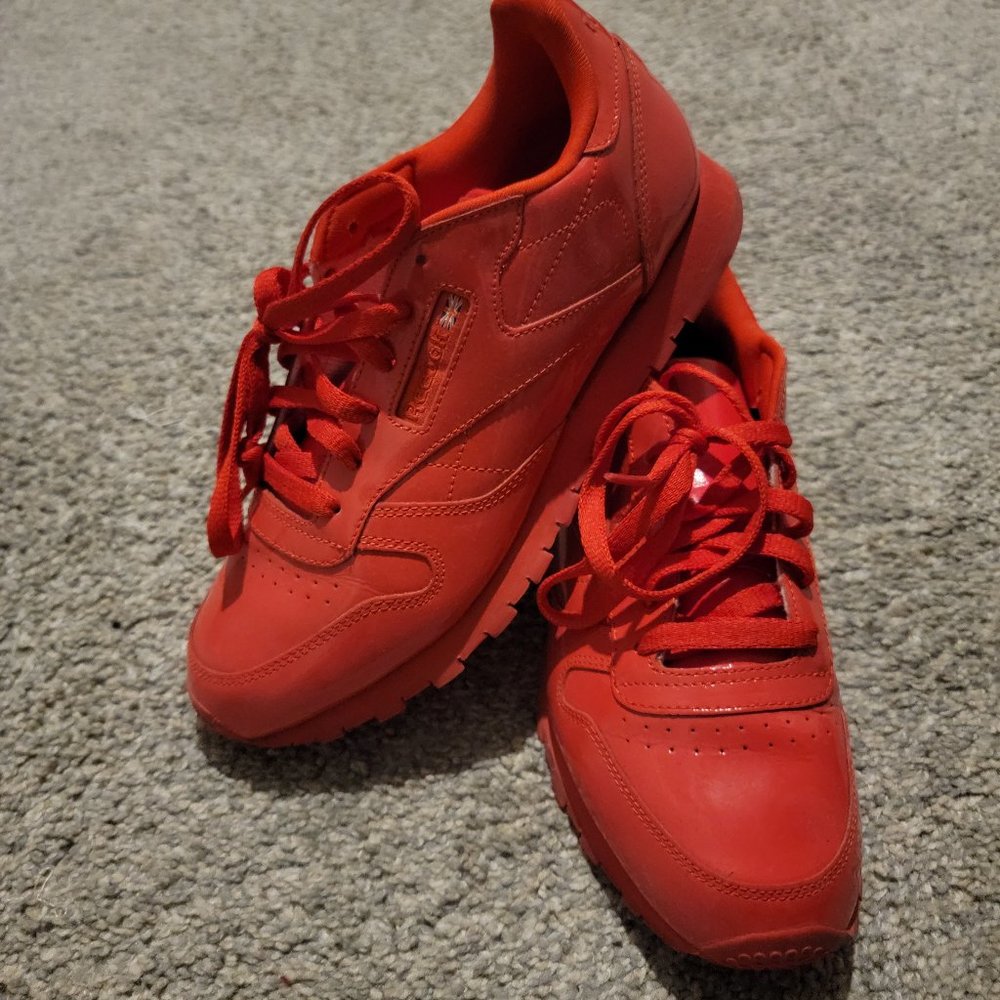 Sneakers